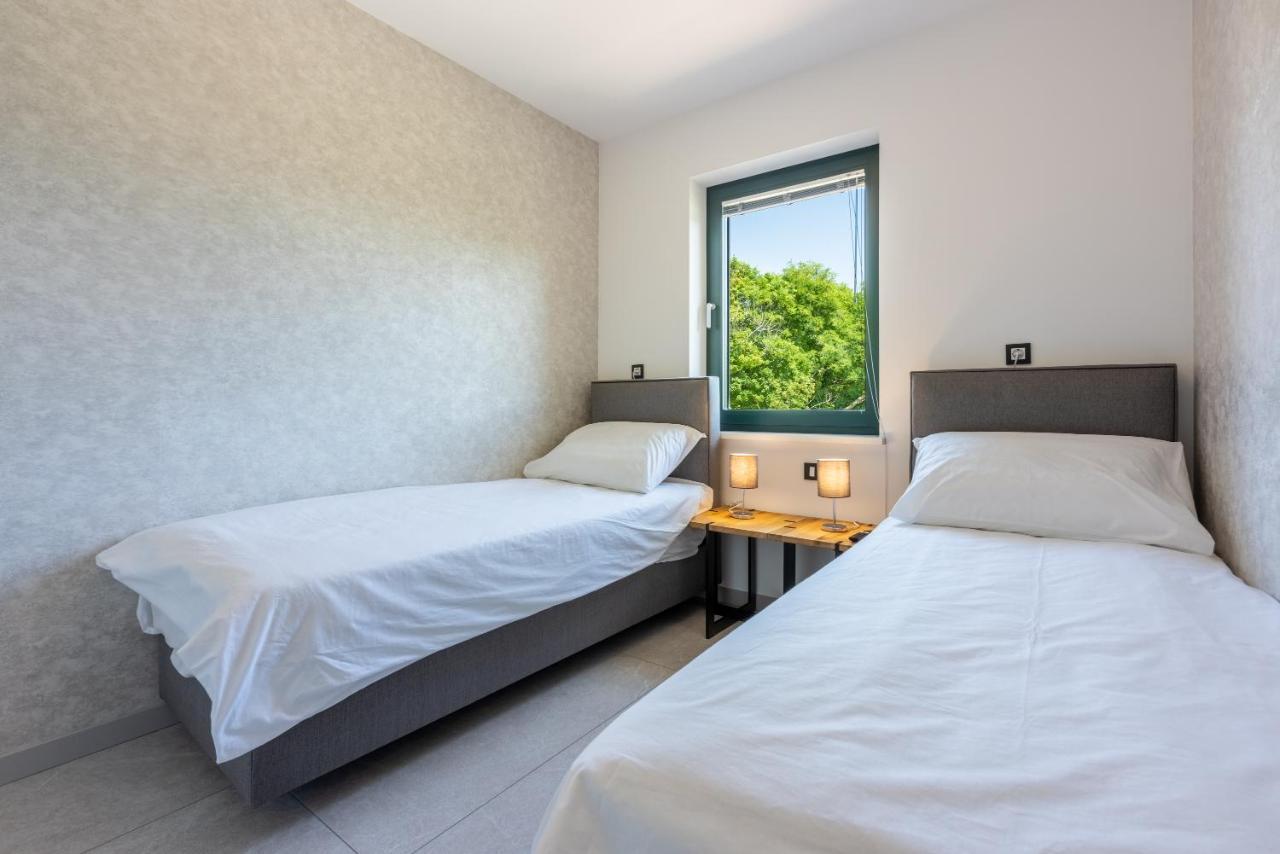 Podhum Villa Palma With Heated Private Pool מראה חיצוני תמונה